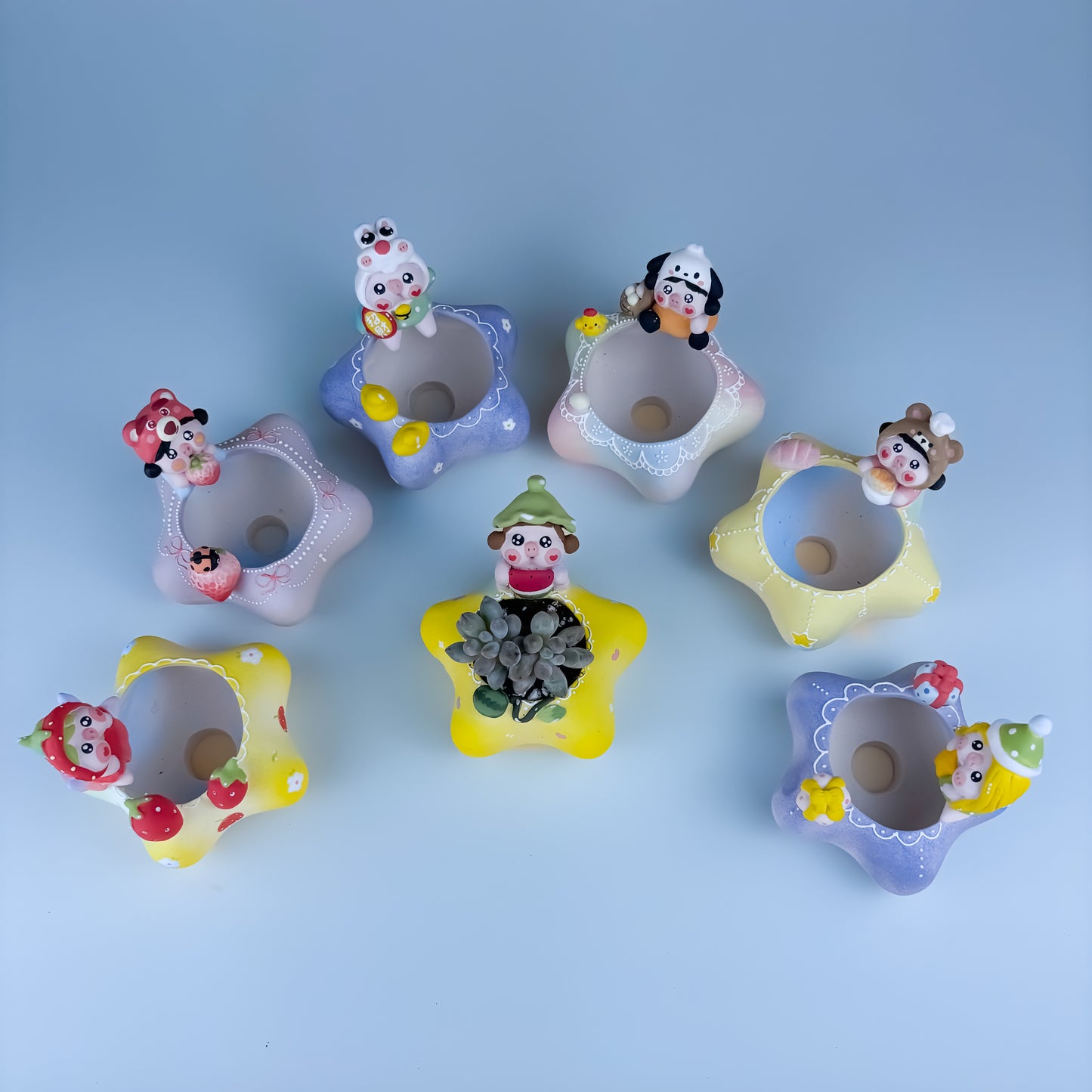 Handmade Star-Shaped Pot with Little Piggy – Creamy Unglazed Finish