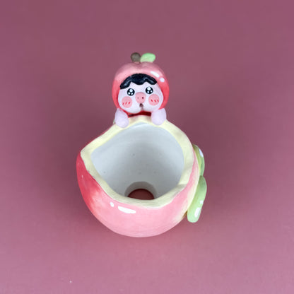 Handmade Fruit-Shaped Pot with Adorable Piggy – Creamy Matte Finish