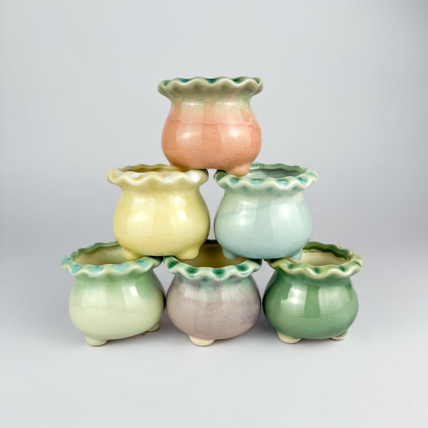 Ceramic Crackle-Glaze Pot – Cat-Eye-Like Shimmer