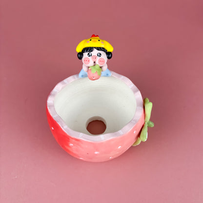 Handmade Fruit-Shaped Pot with Adorable Piggy – Creamy Matte Finish