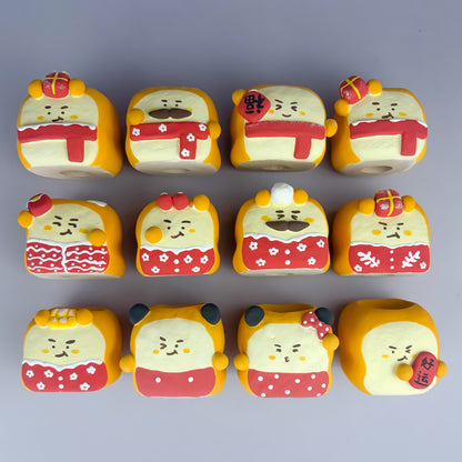 Bread and Cake Handmade Pots