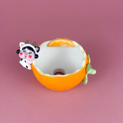 Handmade Fruit-Shaped Pot with Adorable Piggy – Creamy Matte Finish