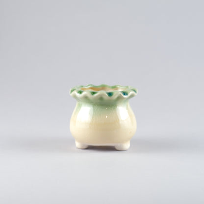 Ceramic Crackle-Glaze Pot – Cat-Eye-Like Shimmer