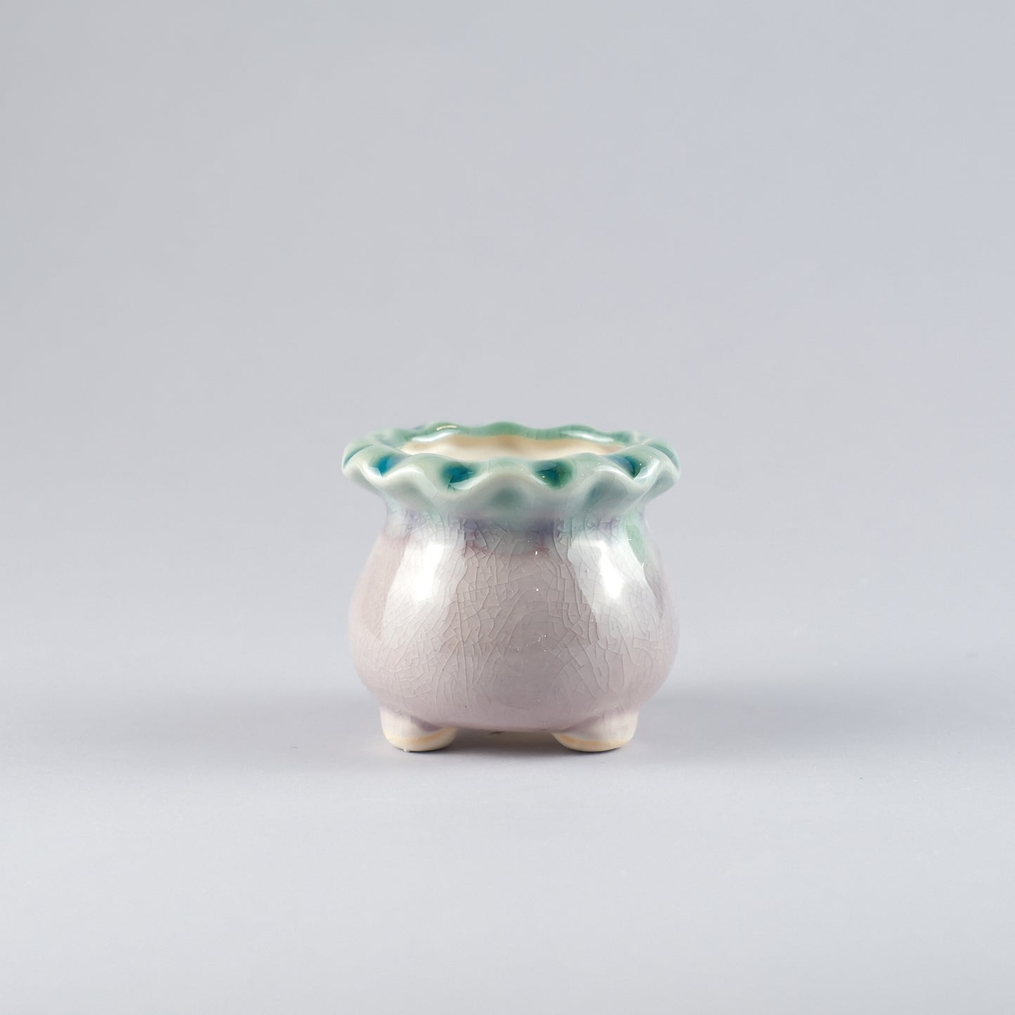 Ceramic Crackle-Glaze Pot – Cat-Eye-Like Shimmer